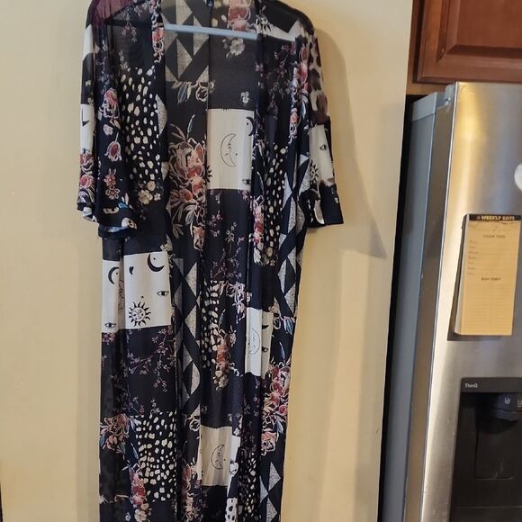 Torrid Monochrome Geometric Kimono Moons And Suns Size 1 - Picture 1 of 4